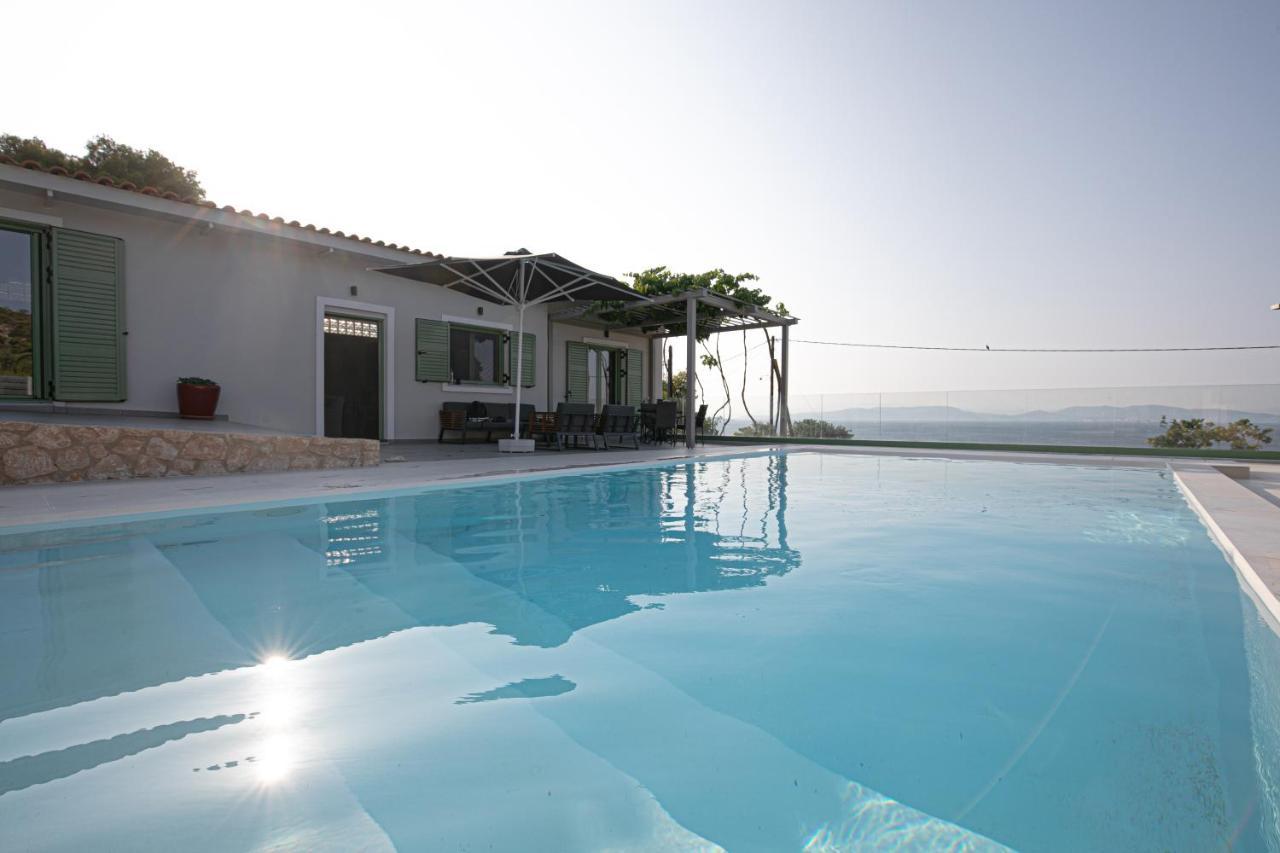 Pine House Villa Agioi Exterior photo